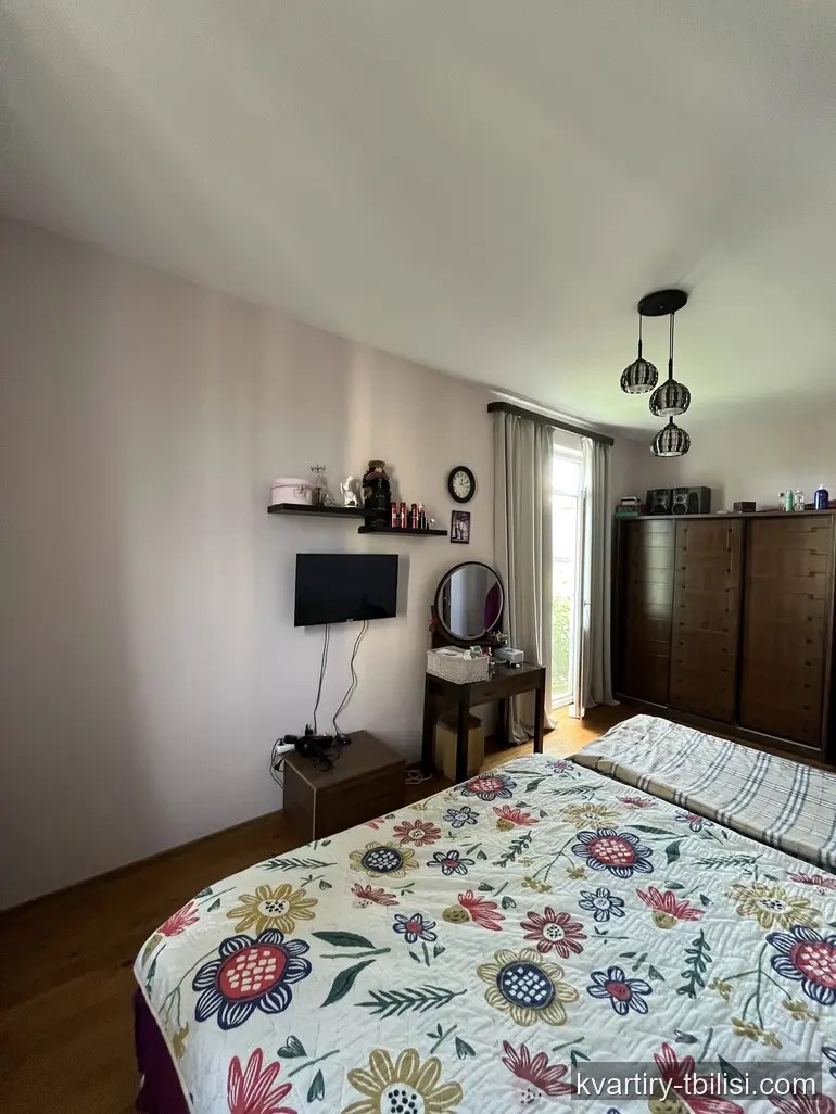 7-bedroom House for sale in Shindisi, Tbilisi, 262 sqm — 385 000 USD | Tbilisi Homes