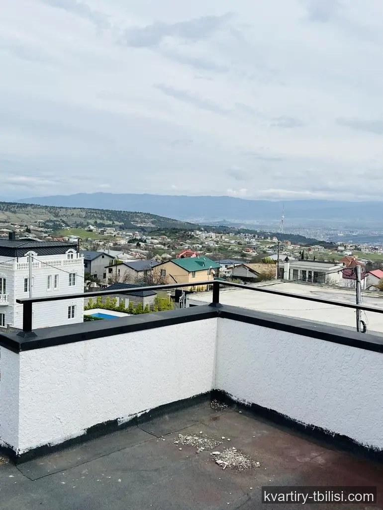9-bedroom House for sale in Shindisi, Tbilisi, 600 sqm — 200 000 USD | Tbilisi Homes