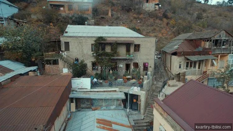 11-bedroom House for sale in Sololaki, Tbilisi, 473 sqm — 450 000 USD | Tbilisi Homes