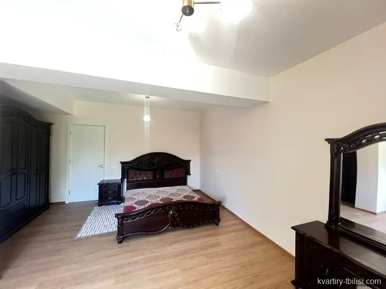 4-bedroom House for sale in Sololaki, Tbilisi, 100 sqm — 575 USD | Tbilisi Homes