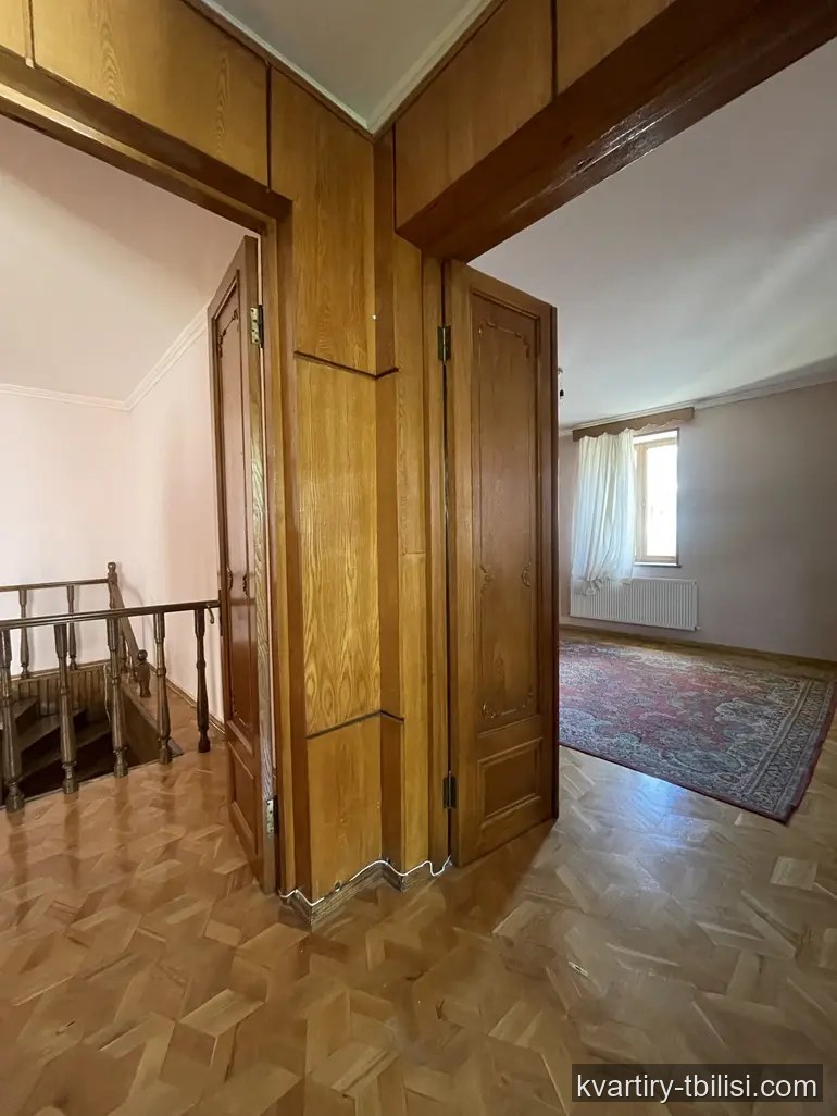 8-комнатный дом в Сванетском квартале — 255 000 USD | Tbilisi Homes