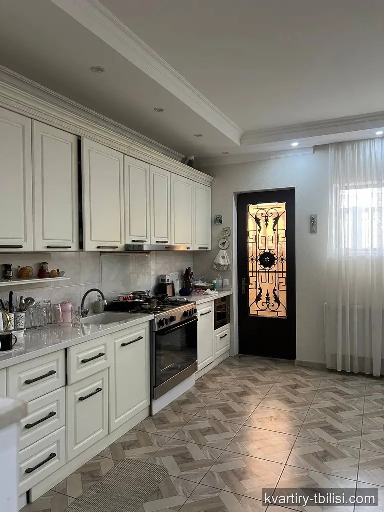 11-bedroom House for sale in Temka, Tbilisi, 700 sqm — 525 000 USD | Tbilisi Homes