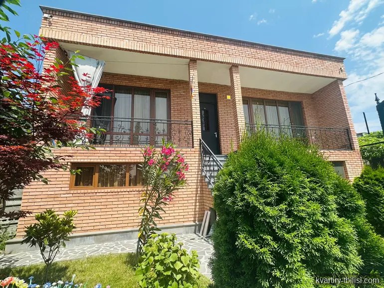 იყიდება 8 ოთახიანი სახლი თემქაზე, 345 მ² — 300 000 USD | Tbilisi Homes