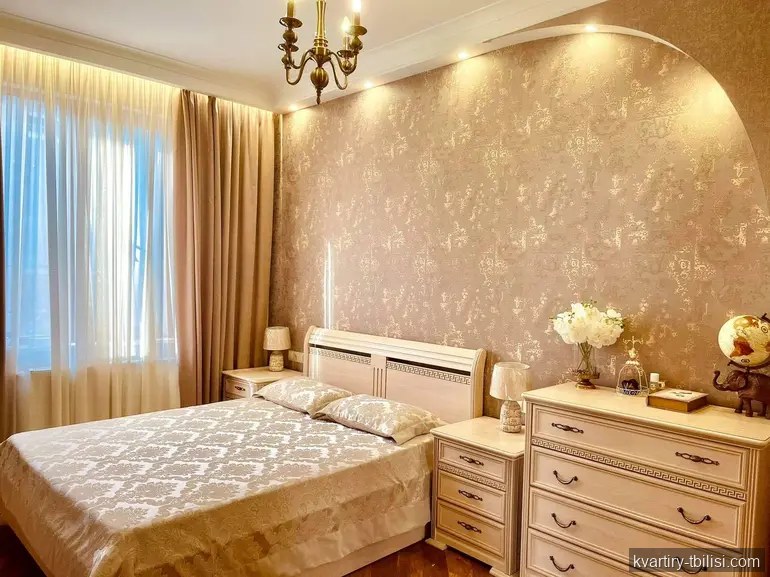 იყიდება 8 ოთახიანი სახლი თემქაზე, 345 მ² — 300 000 USD | Tbilisi Homes