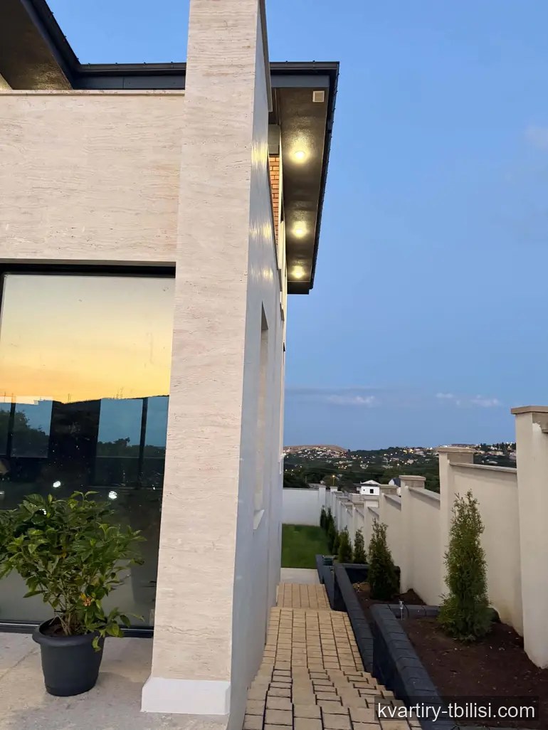 11-bedroom House for sale in Tsavkisi, Tbilisi, 700 sqm — 596 000 USD | Tbilisi Homes