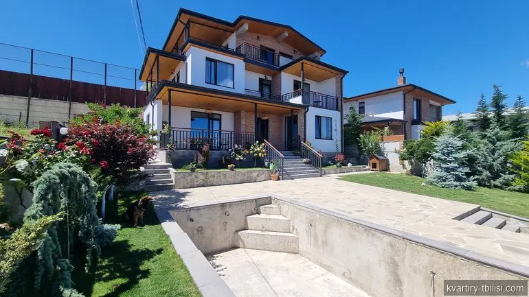 9-bedroom House for sale in Tsavkisi, Tbilisi, 388 sqm — 665 000 USD | Tbilisi Homes