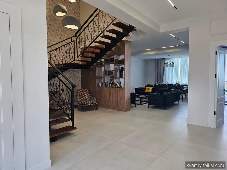 9-bedroom House for sale in Tsavkisi, Tbilisi, 700 sqm — 750 000 USD | Tbilisi Homes