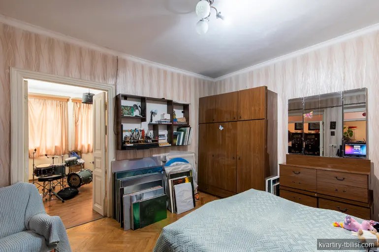 იყიდება 4 ოთახიანი სახლი ვაკეში, 135 მ² — 155 000 USD | Tbilisi Homes