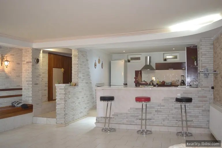 8-комнатный дом в Ваке — 700 000 USD | Tbilisi Homes