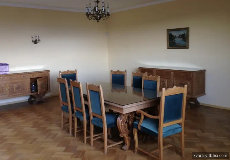 8-комнатный дом в Ваке — 700 000 USD | Tbilisi Homes