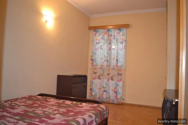8-комнатный дом в Ваке — 700 000 USD | Tbilisi Homes