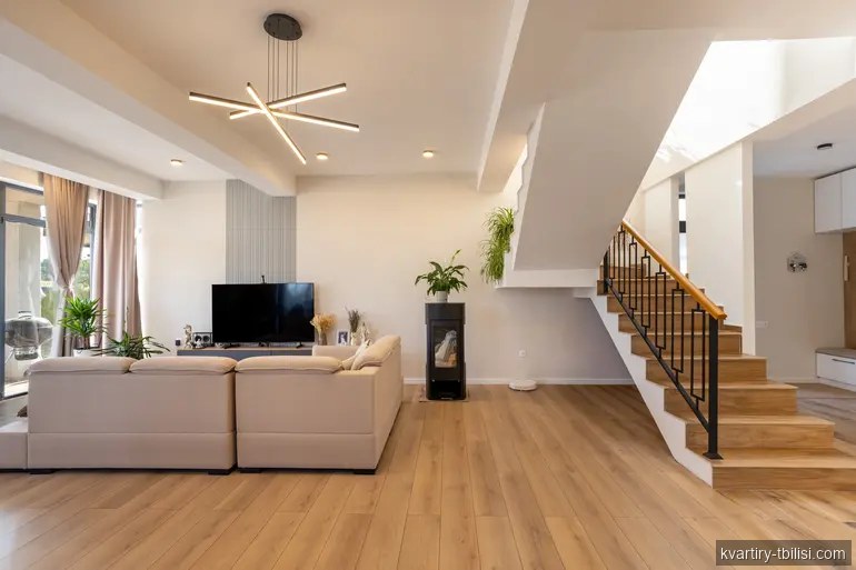 8-комнатный дом в Ваке — 480 000 USD | Tbilisi Homes