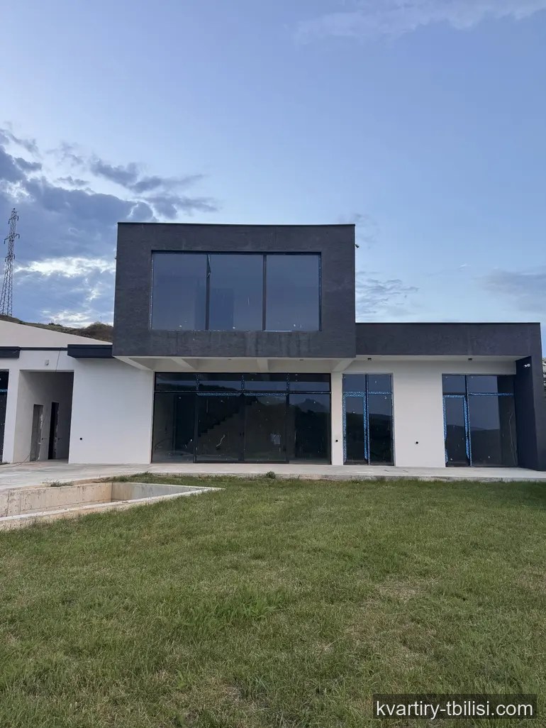 8-bedroom House for sale in Vake, Tbilisi, 350 sqm — 450 000 USD | Tbilisi Homes