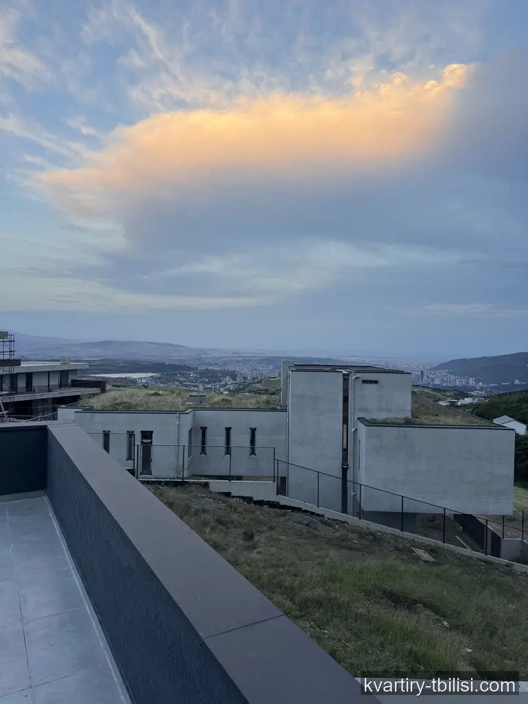 8-bedroom House for sale in Vake, Tbilisi, 350 sqm — 450 000 USD | Tbilisi Homes