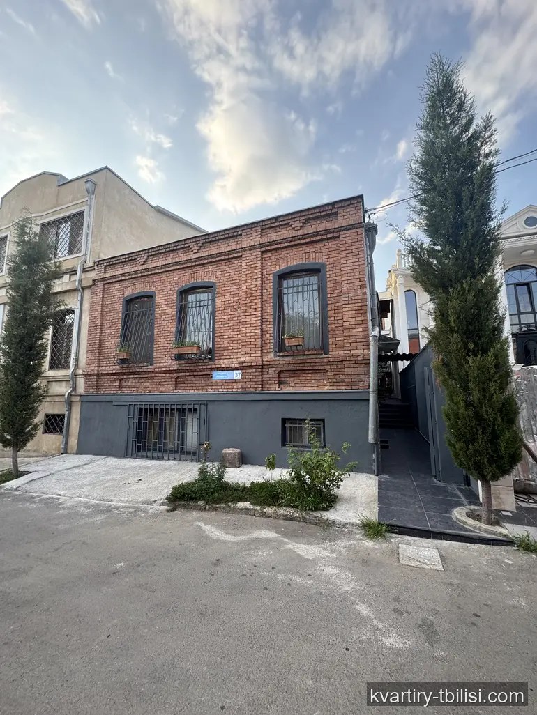 11-bedroom House for sale in Vedzisi, Tbilisi, 360 sqm — 300 000 USD | Tbilisi Homes