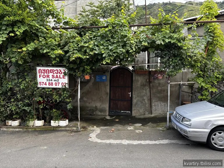 7-bedroom House for sale in Vera, Tbilisi, 324 sqm — 490 000 USD | Tbilisi Homes