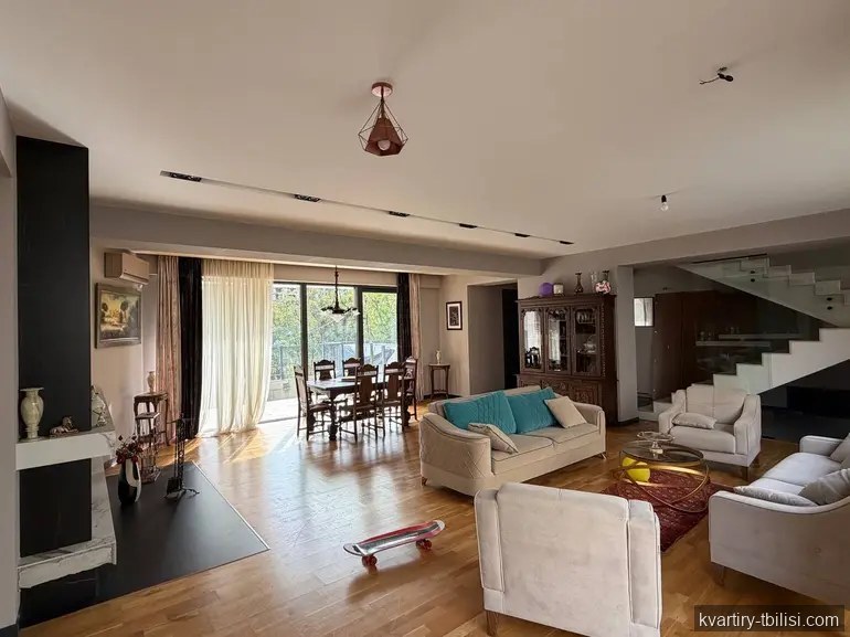 7-bedroom House for rent in Isani, Tbilisi, 320 sqm — 6 000 USD/month | Tbilisi Homes