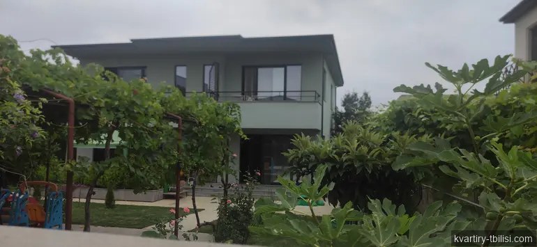 9-bedroom House for sale in Ivertubani, Tbilisi, 250 sqm — 500 000 USD | Tbilisi Homes
