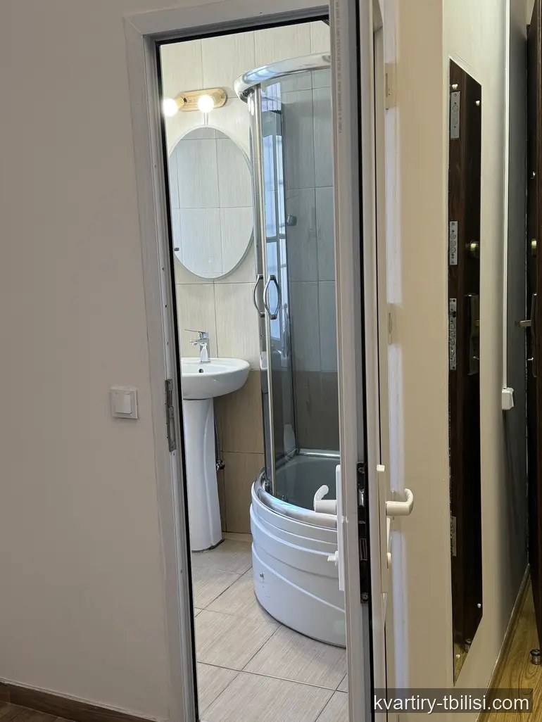 1-bedroom Apartment for rent in Abanotubani, Tbilisi, 25 sqm, floor 1/3 — 450 USD/month | Tbilisi Homes