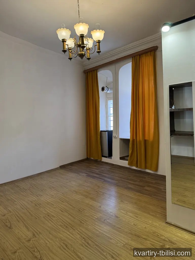 1-bedroom Apartment for rent in Abanotubani, Tbilisi, 25 sqm, floor 1/3 — 450 USD/month | Tbilisi Homes