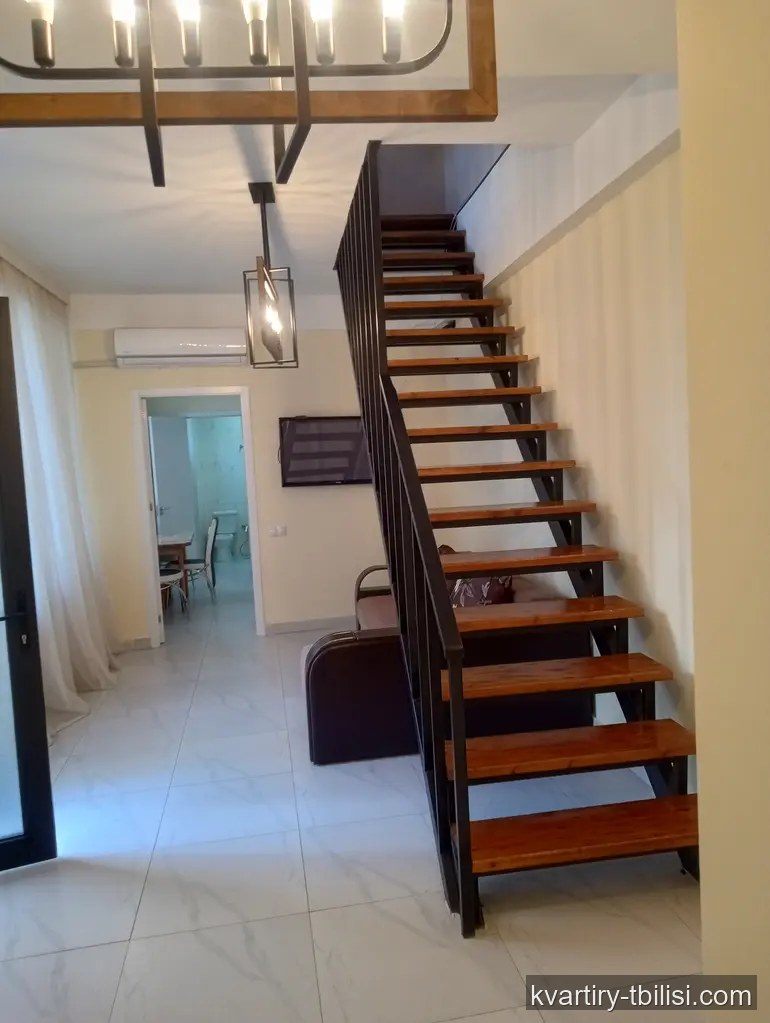 Четырёхкомнатная квартира в Абанотубани — 1 100 USD/мес | Tbilisi Homes
