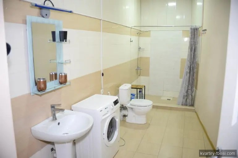 Четырёхкомнатная квартира в Абанотубани — 1 000 USD/мес | Tbilisi Homes