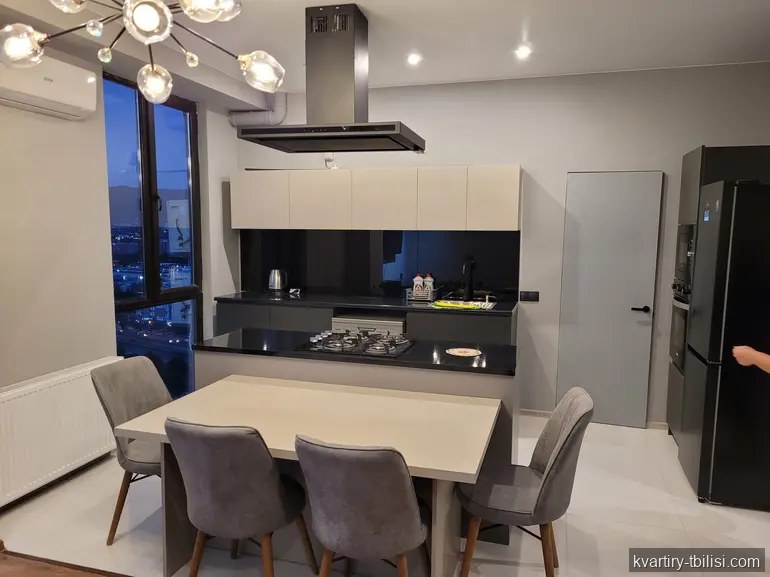 Двухкомнатная квартира в Авлабари — 1 000 USD/мес | Tbilisi Homes