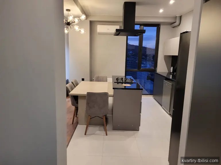 Двухкомнатная квартира в Авлабари — 1 000 USD/мес | Tbilisi Homes