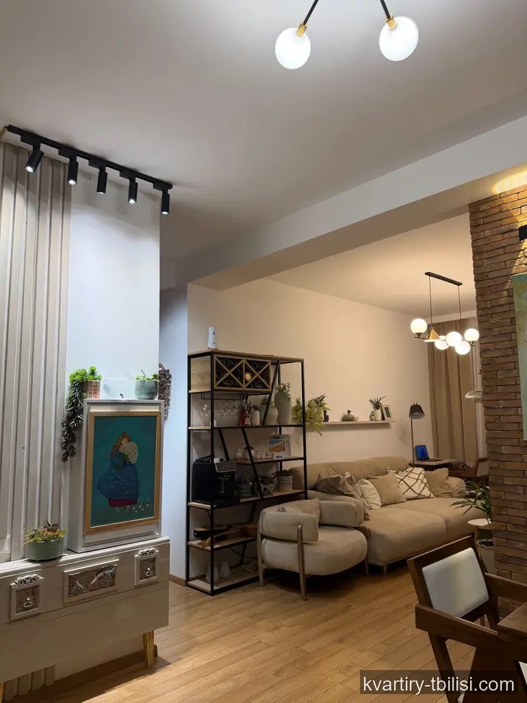 Двухкомнатная квартира в Авлабари — 1 000 USD/мес | Tbilisi Homes