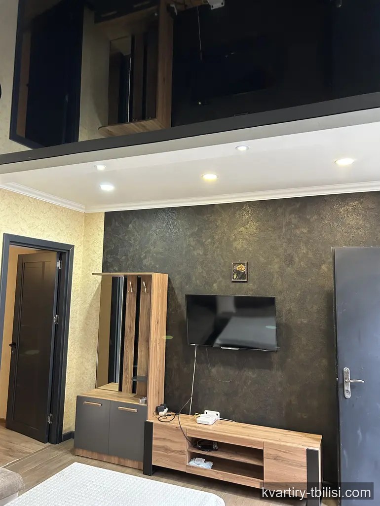Трёхкомнатная квартира в Авлабари — 600 USD/мес | Tbilisi Homes
