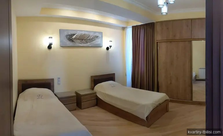 Трёхкомнатная квартира в Авлабари — 850 USD/мес | Tbilisi Homes