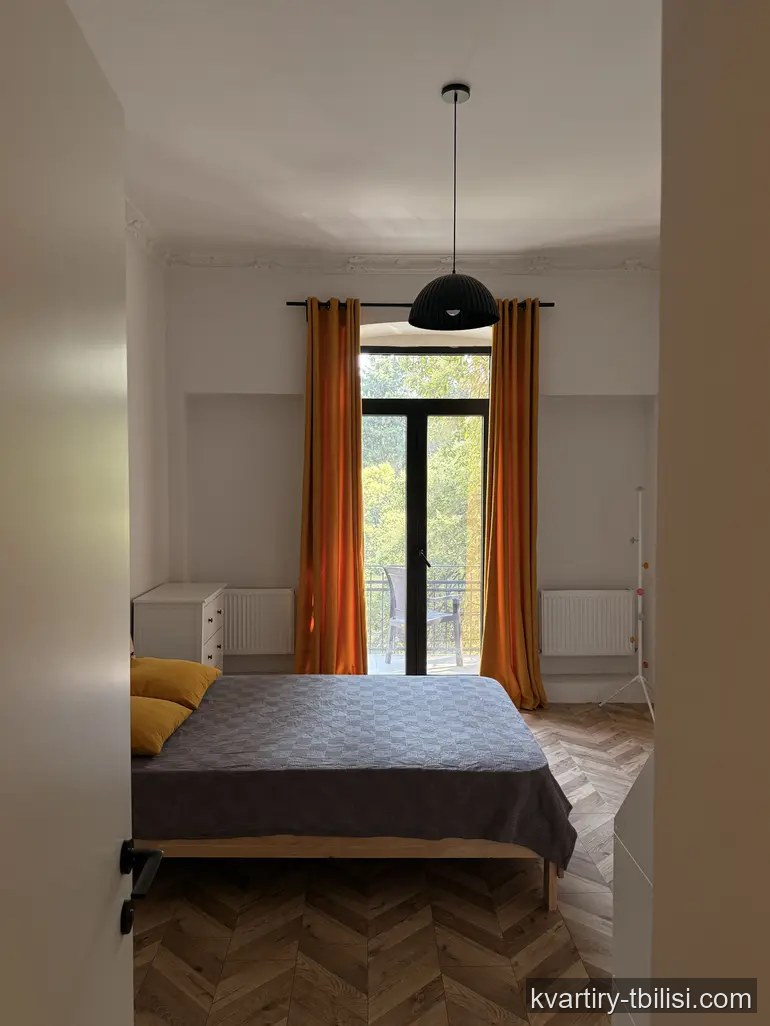Четырёхкомнатная квартира в Авлабари — 1 499 USD/мес | Tbilisi Homes