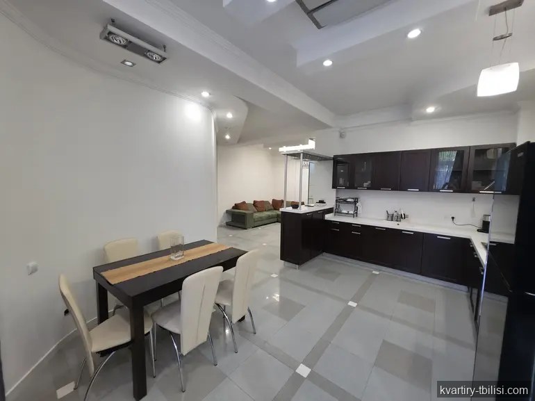 3-bedroom Apartment for rent in Bagevi, Tbilisi, 91 sqm, floor 3/9 — 1 100 USD/month | Tbilisi Homes