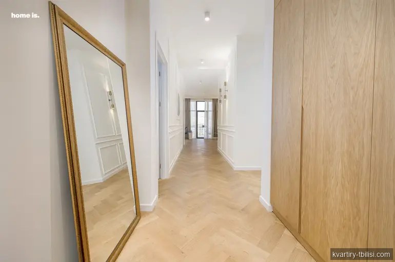 Четырёхкомнатная квартира в Багеби — 3 700 USD/мес | Tbilisi Homes
