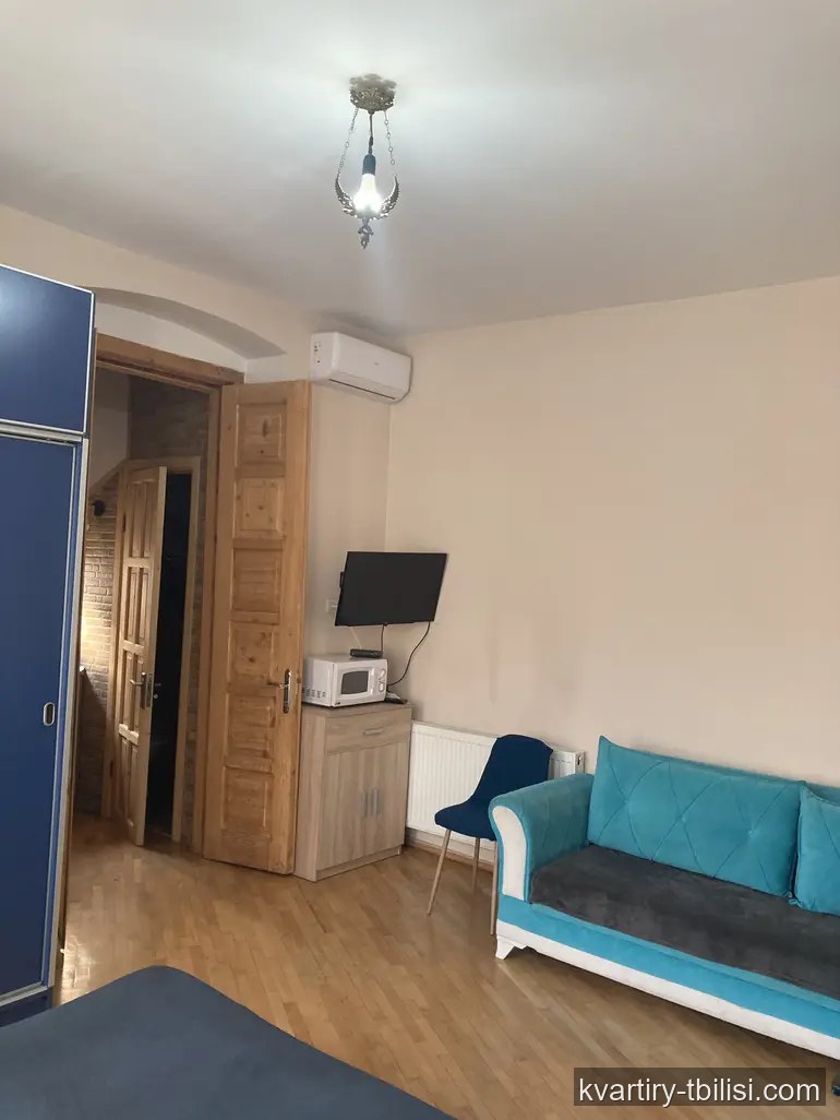 1-bedroom Apartment for rent in Chugureti, Tbilisi, 40 sqm, floor 1/2 — 500 USD/month | Tbilisi Homes