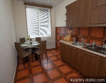 Двухкомнатная квартира в Чугурети — 1 100 USD/мес | Tbilisi Homes