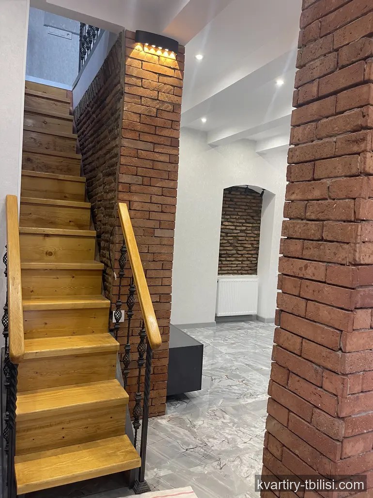 2-bedroom Apartment for rent in Chugureti, Tbilisi, 55 sqm, floor 1/1 — 650 USD/month | Tbilisi Homes
