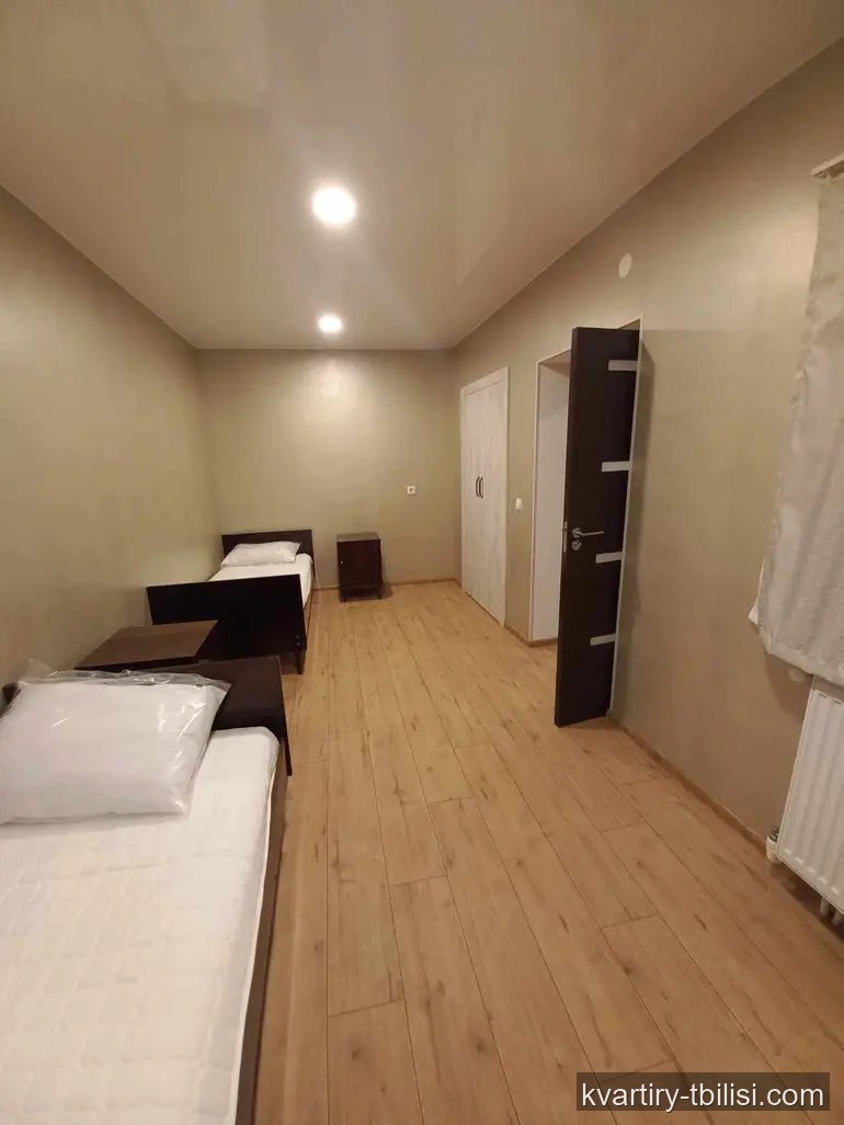 2-bedroom Apartment for rent in Chugureti, Tbilisi, 32 sqm, floor 1/3 — 422 USD/month | Tbilisi Homes