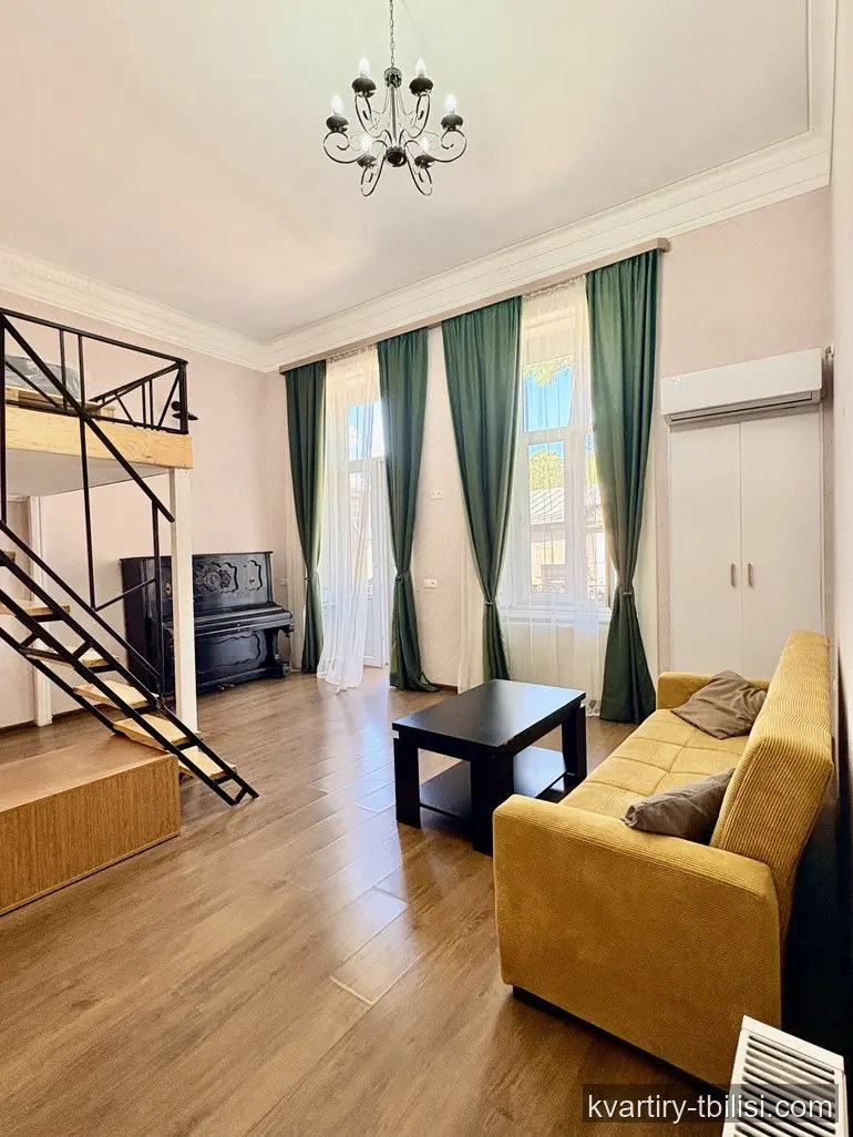 2-bedroom Apartment for rent in Chugureti, Tbilisi, 55 sqm, floor 2/2 — 600 USD/month | Tbilisi Homes