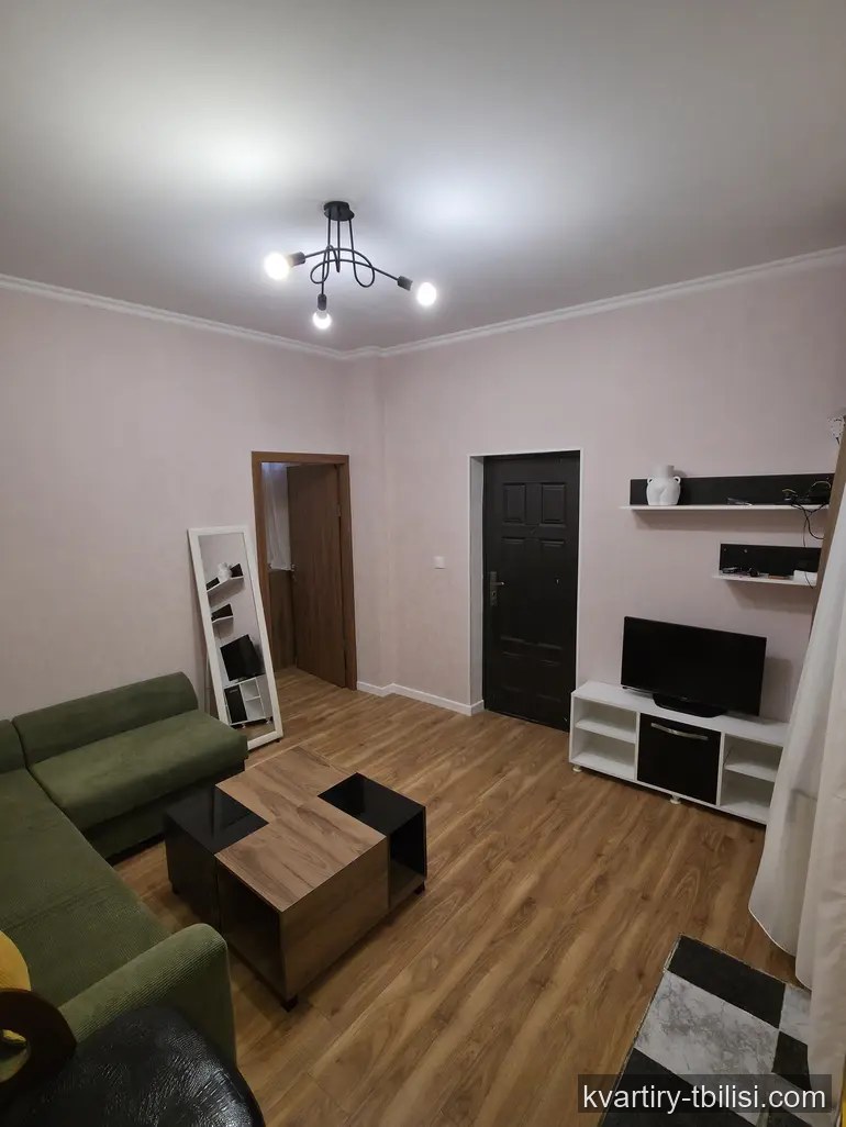 2-bedroom Apartment for rent in Chugureti, Tbilisi, 31 sqm, floor 1/3 — 419 USD/month | Tbilisi Homes