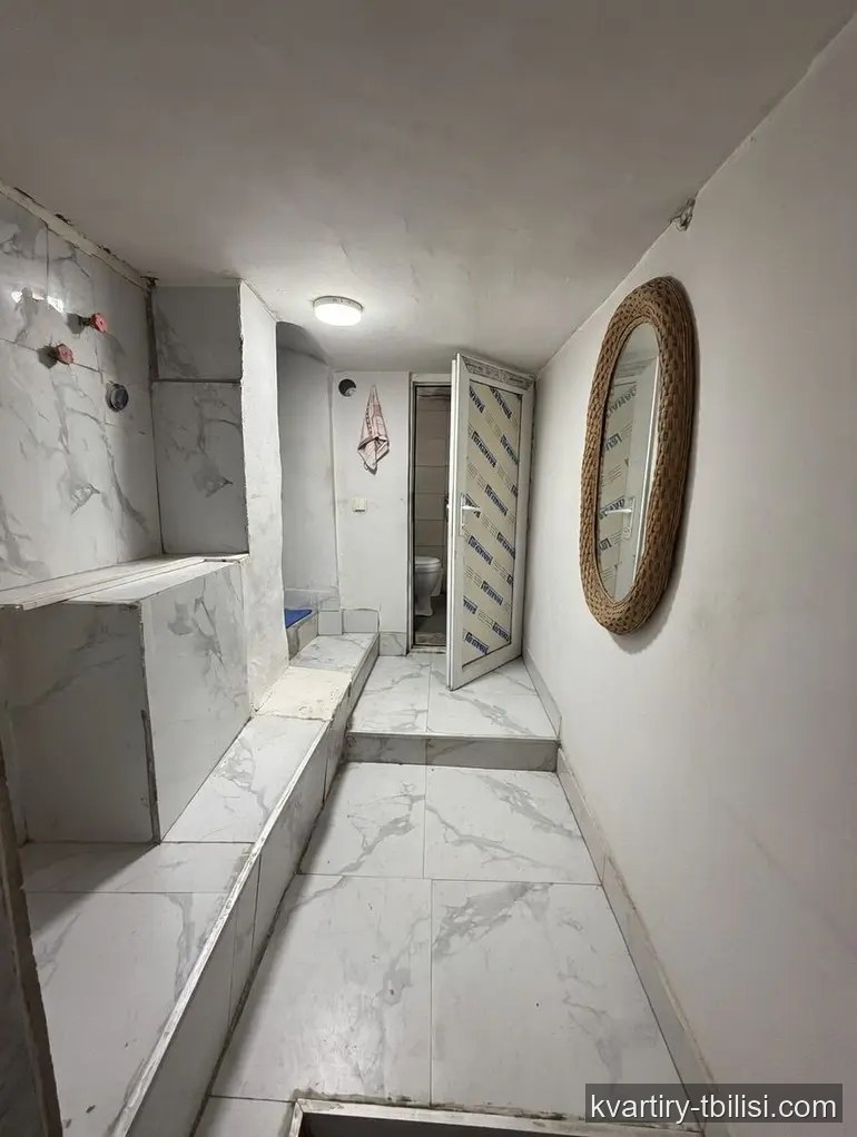 2-bedroom Apartment for rent in Chugureti, Tbilisi, 30 sqm, floor 1/1 — 450 USD/month | Tbilisi Homes