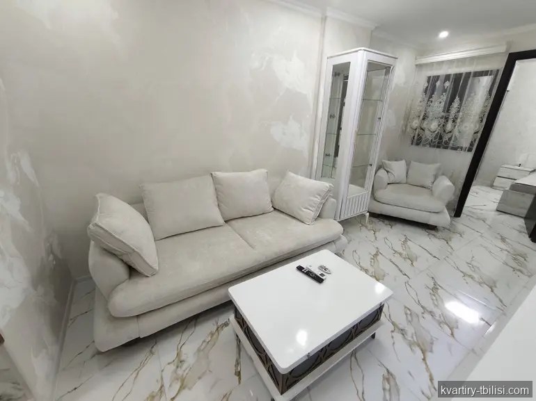 2-bedroom Apartment for rent in Chugureti, Tbilisi, 32 sqm, floor 1/1 — 500 USD/month | Tbilisi Homes