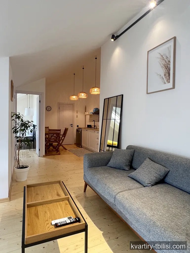Трёхкомнатная квартира в Чугурети — 1 200 USD/мес | Tbilisi Homes