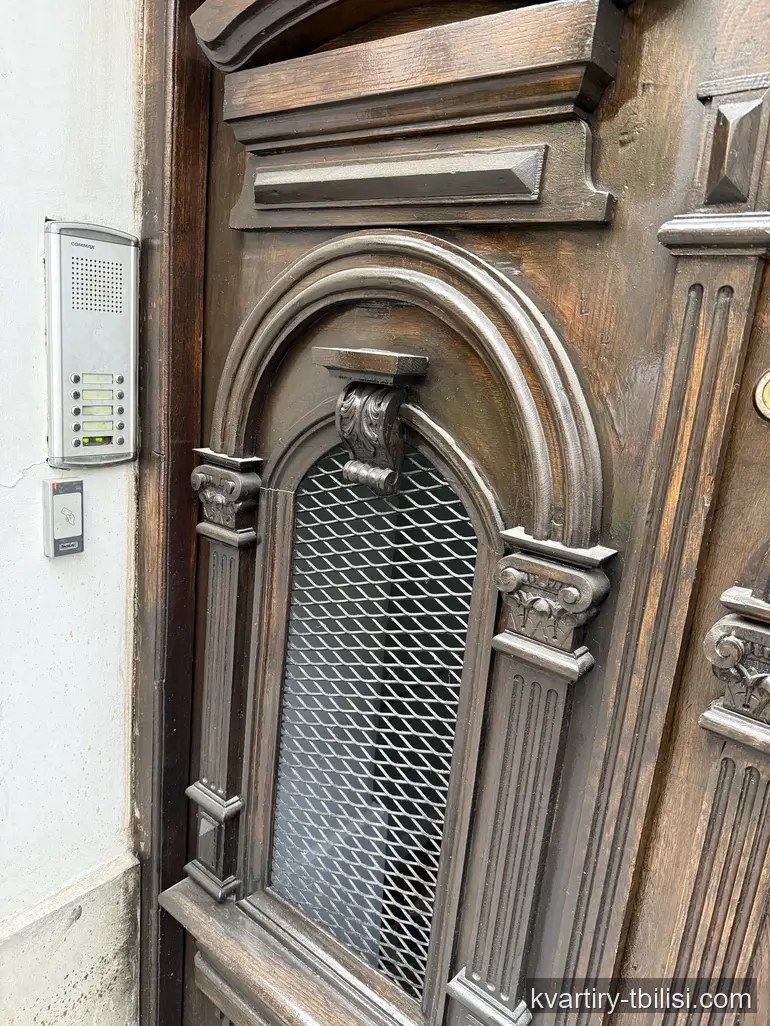 Трёхкомнатная квартира в Чугурети — 1 050 USD/мес | Tbilisi Homes