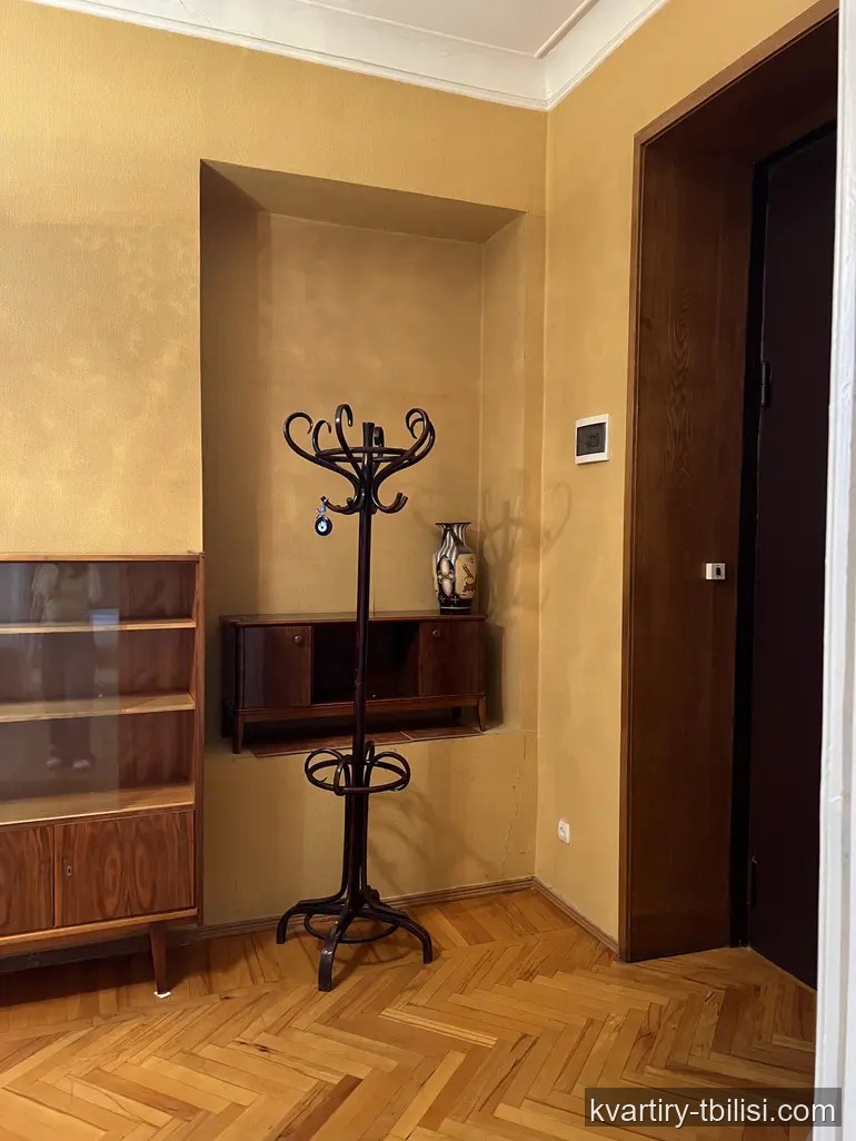 3-bedroom Apartment for rent in Chugureti, Tbilisi, 85 sqm, floor 3/4 — 600 USD/month | Tbilisi Homes