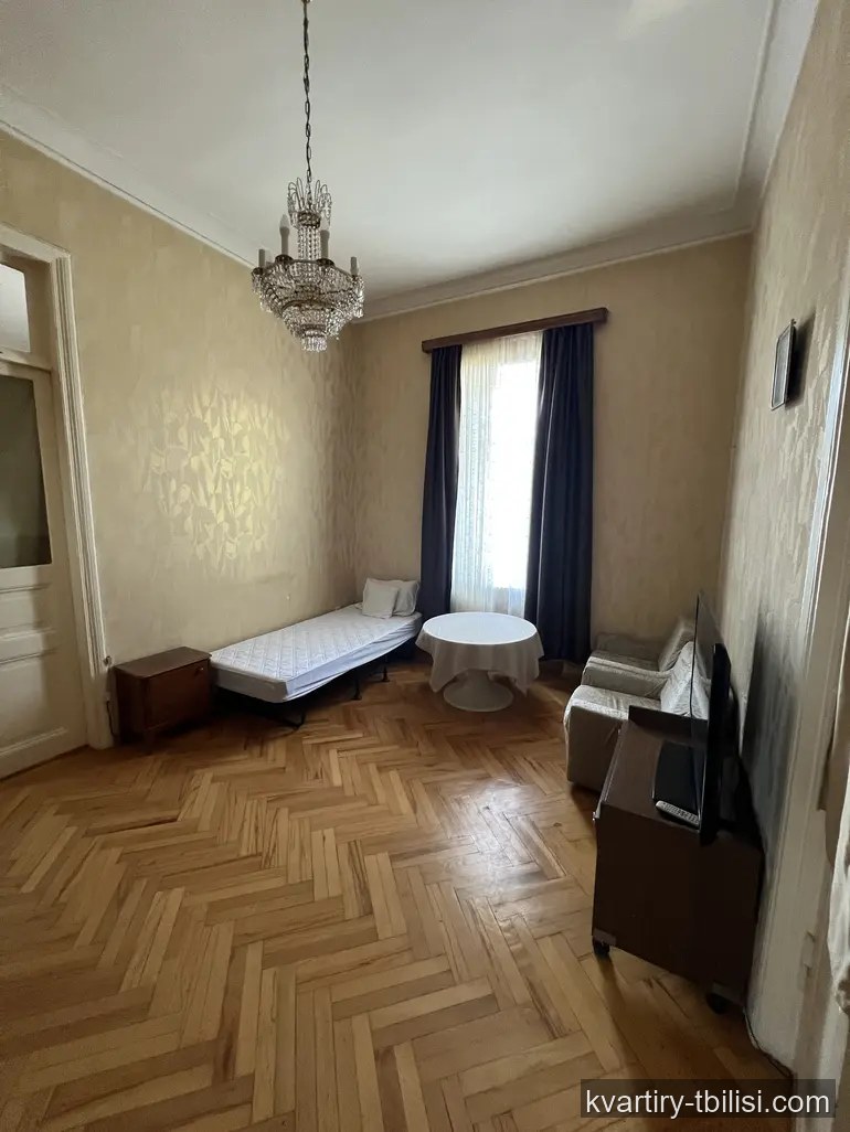 3-bedroom Apartment for rent in Chugureti, Tbilisi, 85 sqm, floor 3/4 — 600 USD/month | Tbilisi Homes