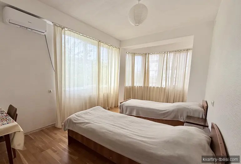 Трёхкомнатная квартира в Чугурети — 1 000 USD/мес | Tbilisi Homes