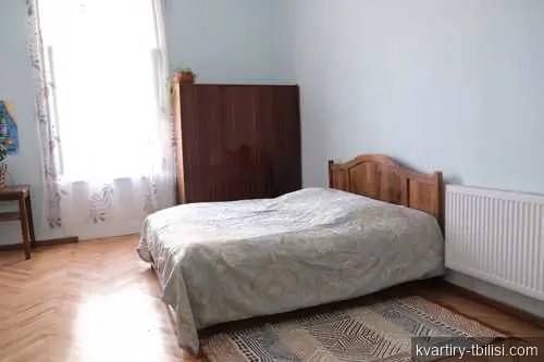 ქირავდება 3 ოთახიანი ბინა ჩუღურეთში, 70 მ², 2/2 სართული — 600 USD/თვეში | Tbilisi Homes