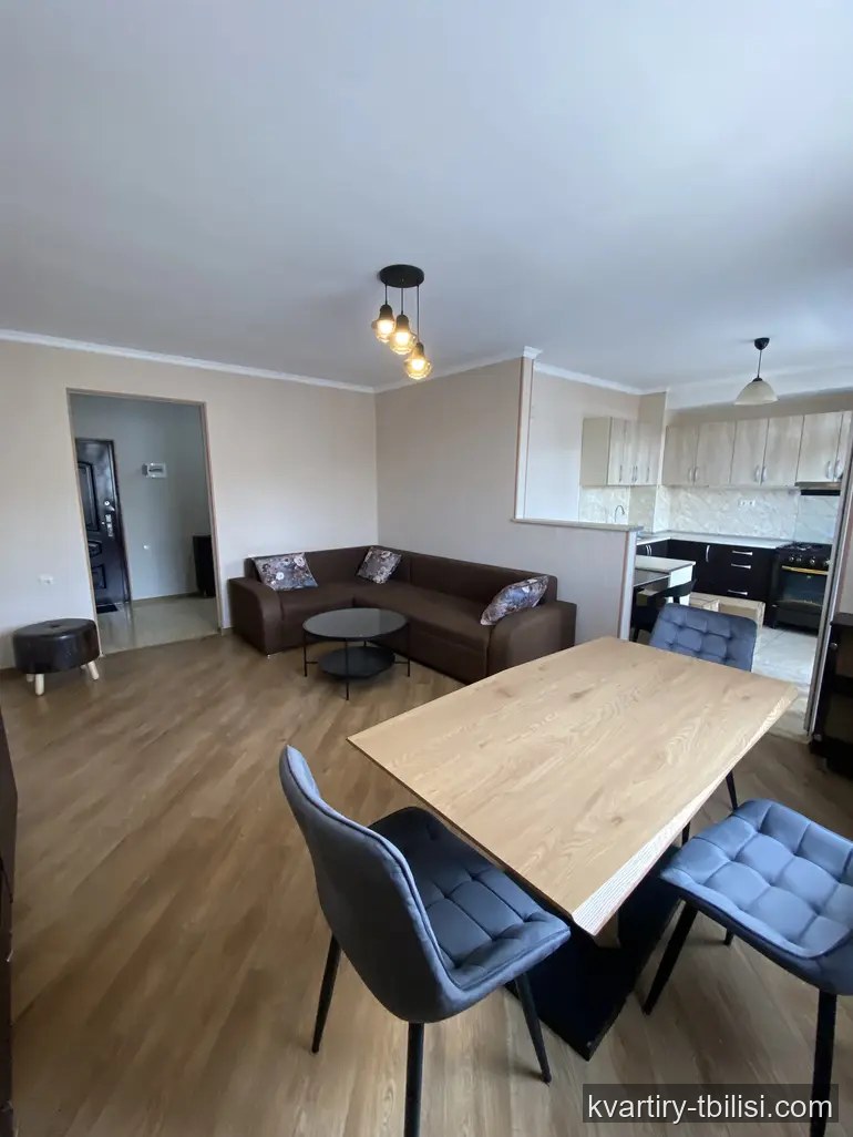 Трёхкомнатная квартира в Чугурети — 800 USD/мес | Tbilisi Homes