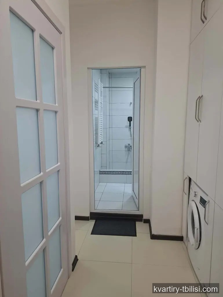 Трёхкомнатная квартира в Чугурети — 650 USD/мес | Tbilisi Homes